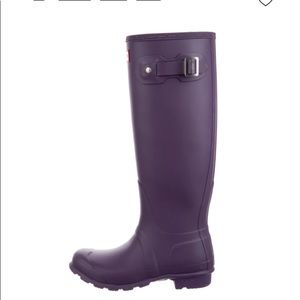 Hunter Original Tall Rain Boots in Plum SZ: 9